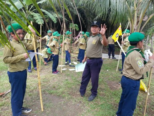 Kemah Karang Asri Kelas 5_036